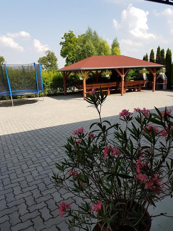 Apartman Taktik Veľký Meder Zewnętrze zdjęcie